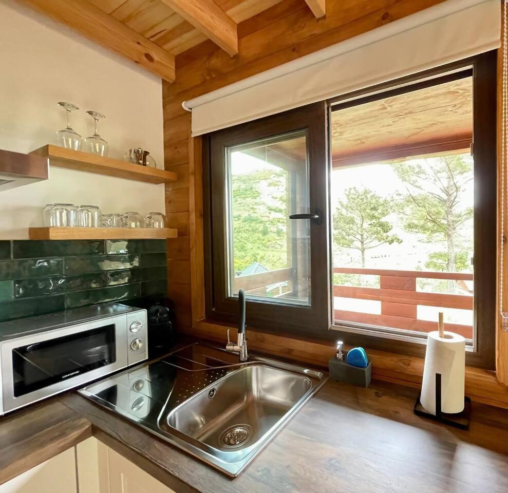 מלון פונשל Mountain Eco Shelter 7 מראה חיצוני תמונה